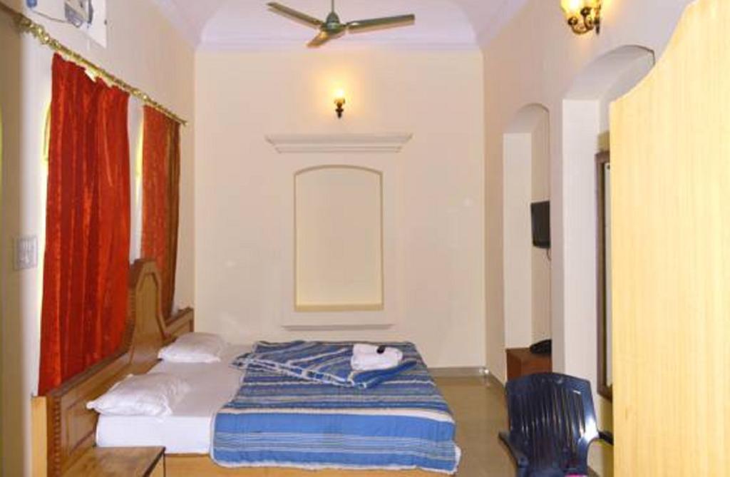 Hotel Bhajgovindam Haridwār Room photo